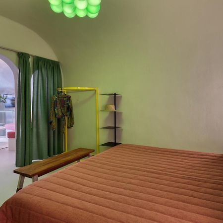 Hermes Cave House By Oias Local Cave Houses Exterior foto